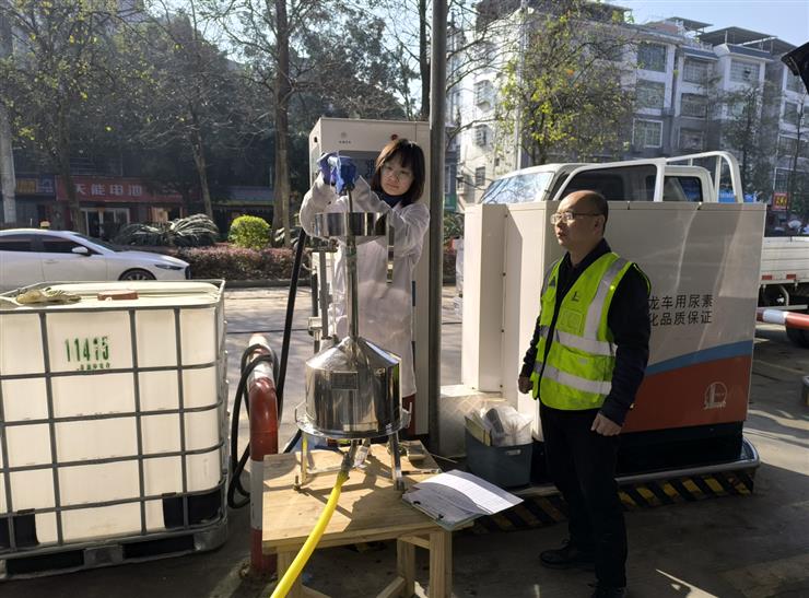 聚焦3·15  燃油加油机、尿素加注机准不准？计量检定告诉你！