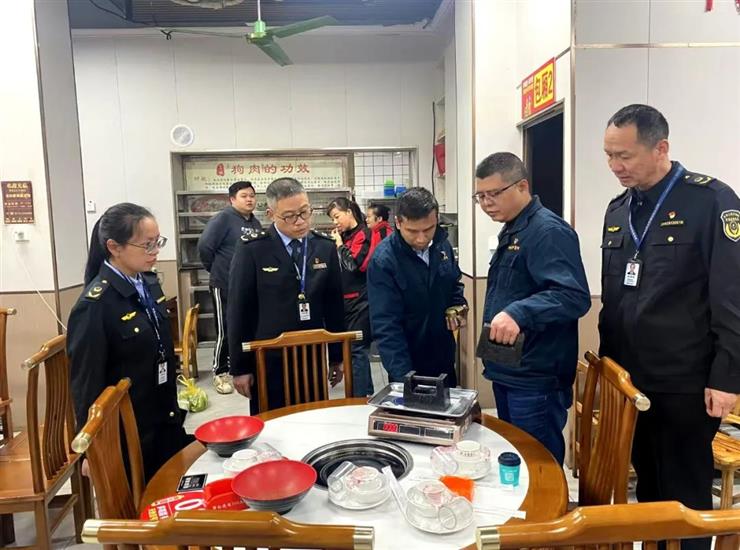 聚焦3·15丨整治短斤少两！柳州市开展电子计价秤专项检查